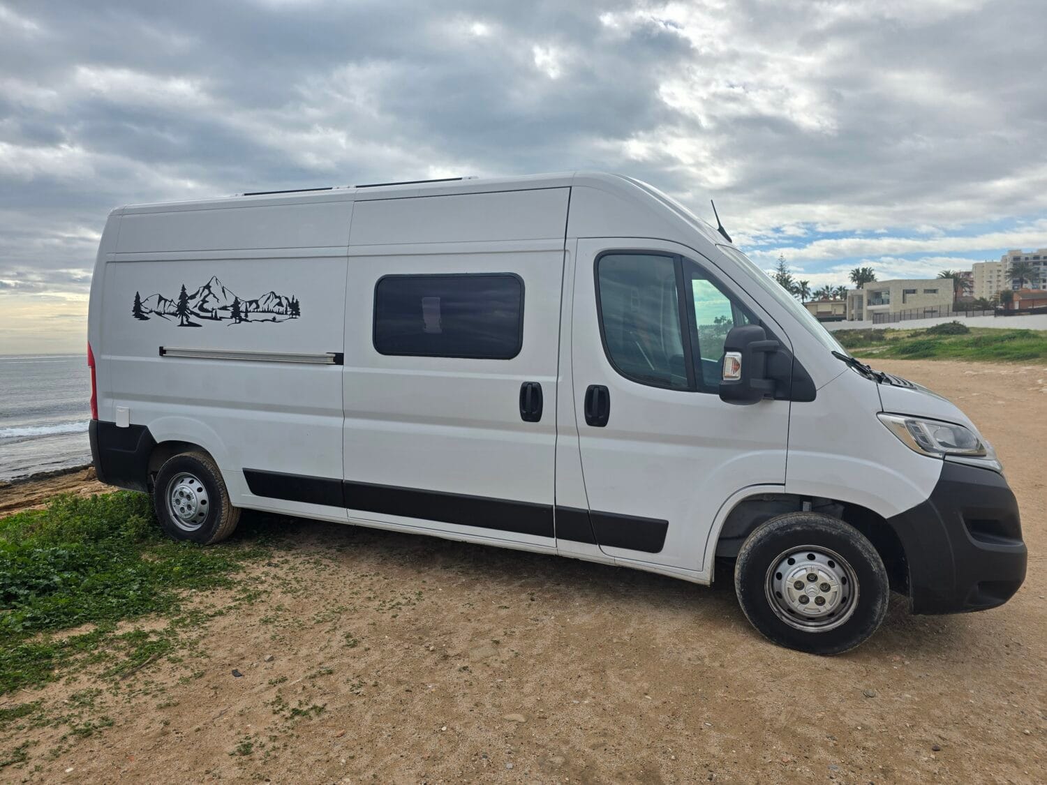 Cliente satisfecho con el alquiler de autocaravana en Alicante